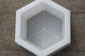 護坡六棱塊塑料模具你了解多少？