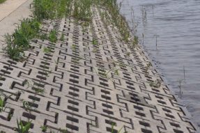 網(wǎng)狀護坡模具分類介紹